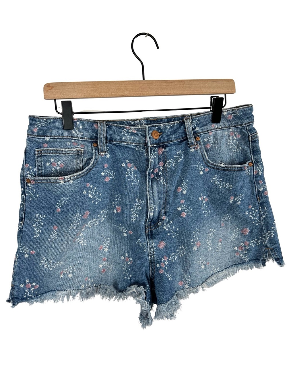 Celebrity Pink Floral Print Denim Shorts Women’s 17/33 High Rise Frayed Hem